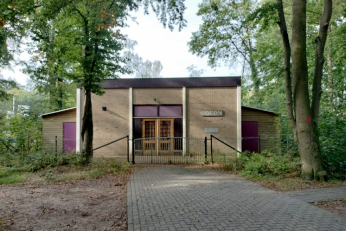 Foto: Johan Pel - Odeongebouw als jeugdsoos