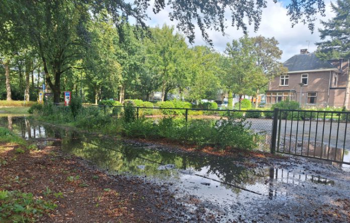 Soesterberg opnieuw getroffen door waterprobleem - Rademakerstraat