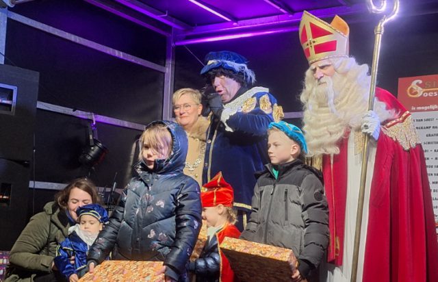 De winnaars Myra, Björn, Lenn en Saar